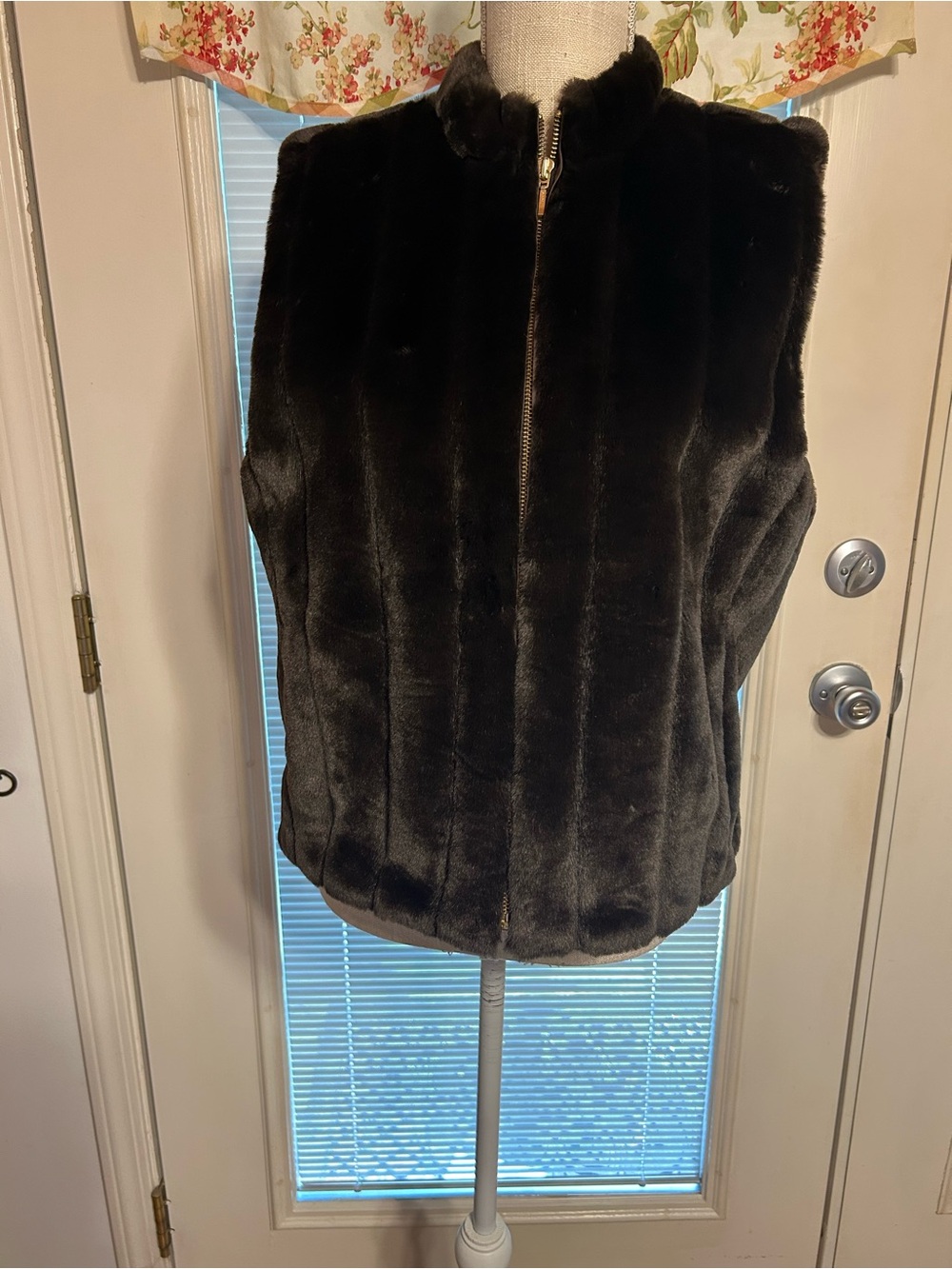 Vest #700